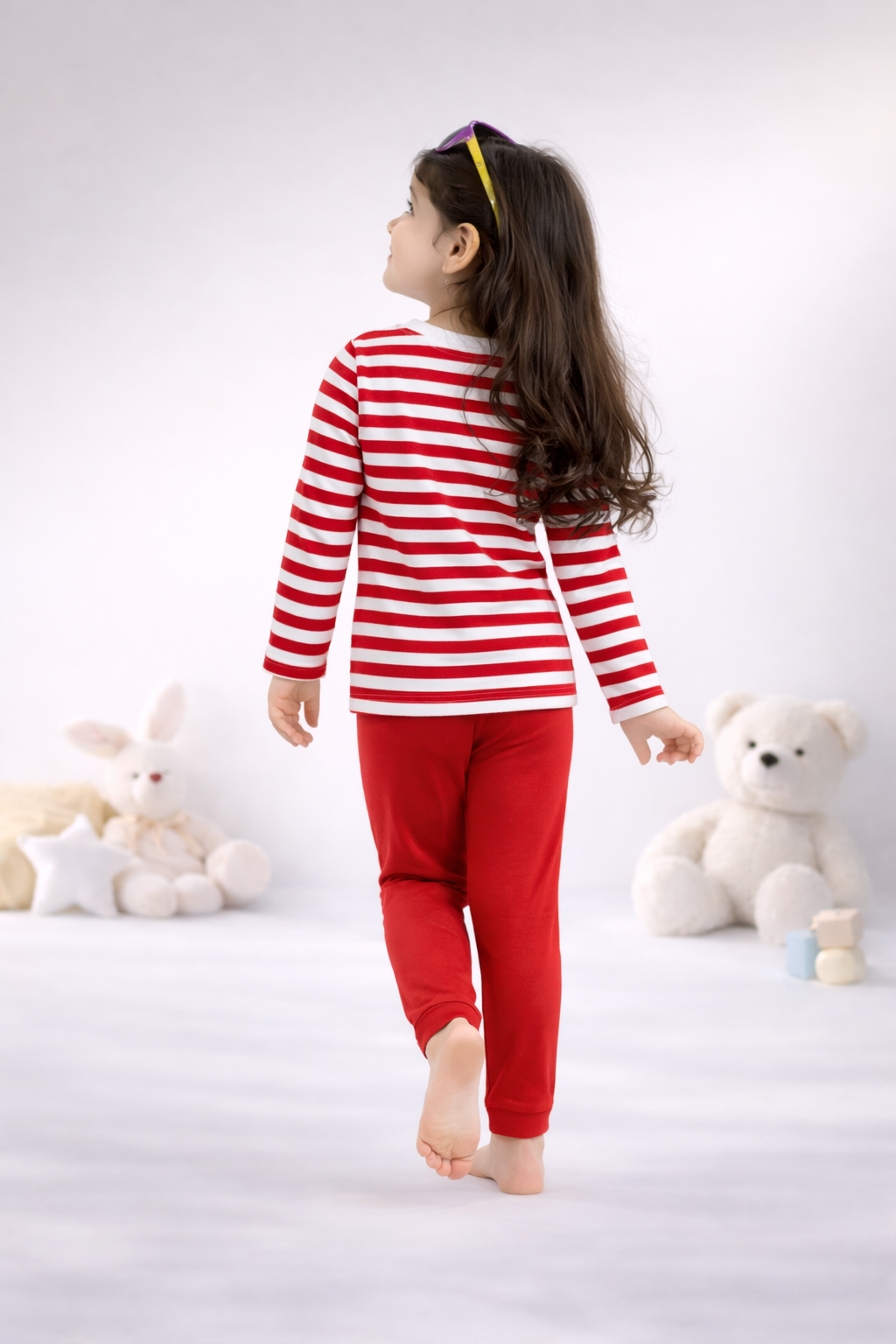 Full Sleeves Round Neck T-Shirt with Full Pants Casual Wear Set – Red & White Stripe Pattern (2–6 years)