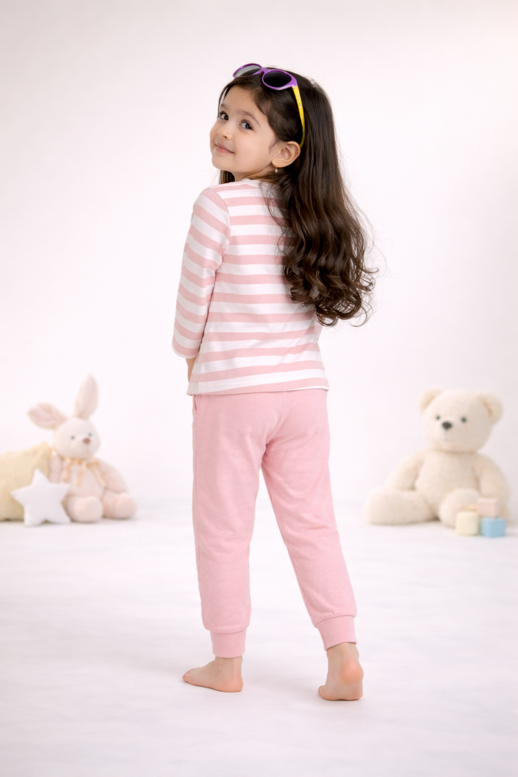 Full sleeves round t-shirt with full pants casual wear stripe pink & white (2–6 years)